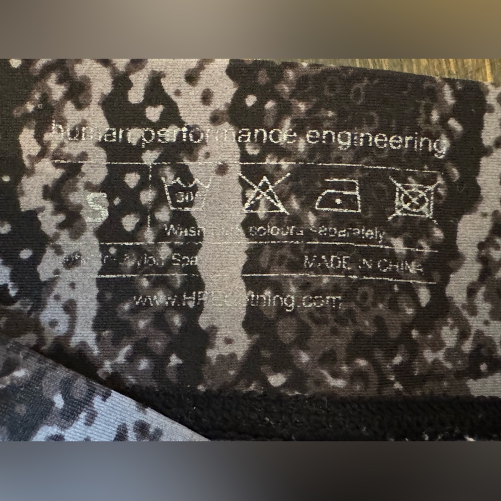 Human Performance Engineering Animal Print Capri … - image 3